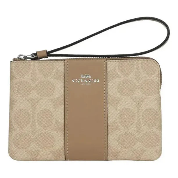 COACH - Corner Zip Wristlet